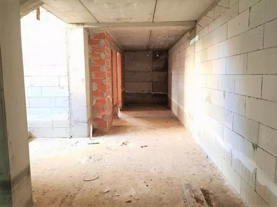 Immagine 29 di Attività commerciale in vendita  in Via Su Furraghe a Olmedo