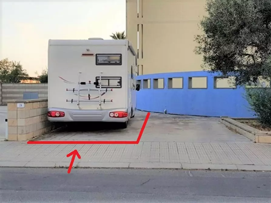 Immagine 5 di Posto auto in vendita  in Via Saragat, N. 21 a Quartucciu