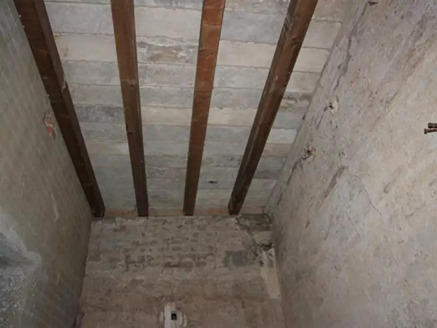 Immagine 12 di Villa in vendita  in Via Papa Giovanni XXIII, N. 26 a San Polo D'enza