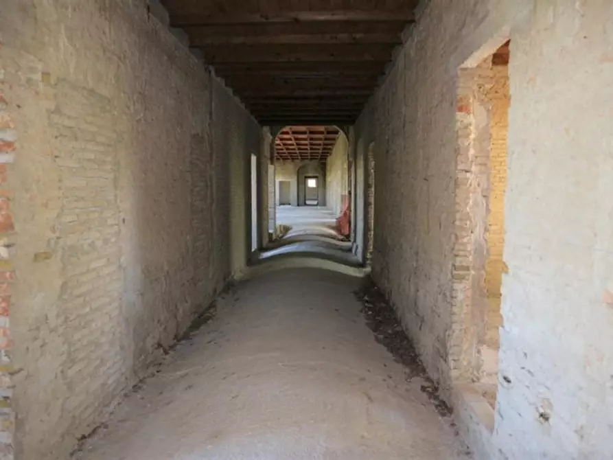 Immagine 24 di Villa in vendita  in Via Papa Giovanni XXIII, N. 26 a San Polo D'enza