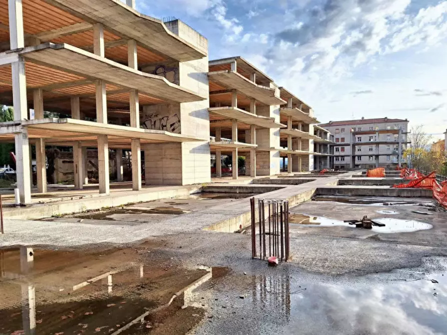 Immagine 3 di Palazzo in vendita  in p.zza Pizzarello, N. snc a Macerata