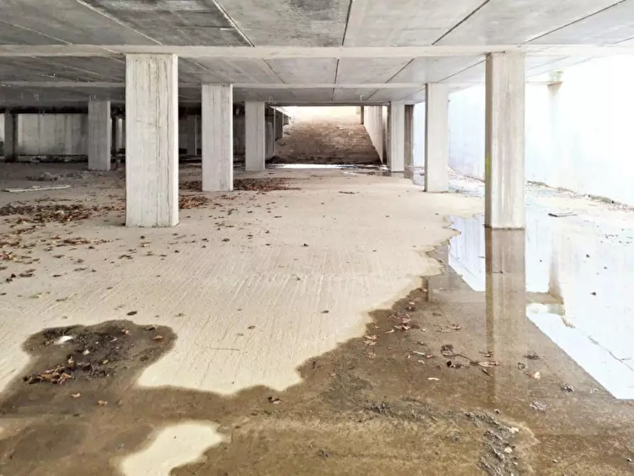 Immagine 8 di Palazzo in vendita  in p.zza Pizzarello, N. snc a Macerata