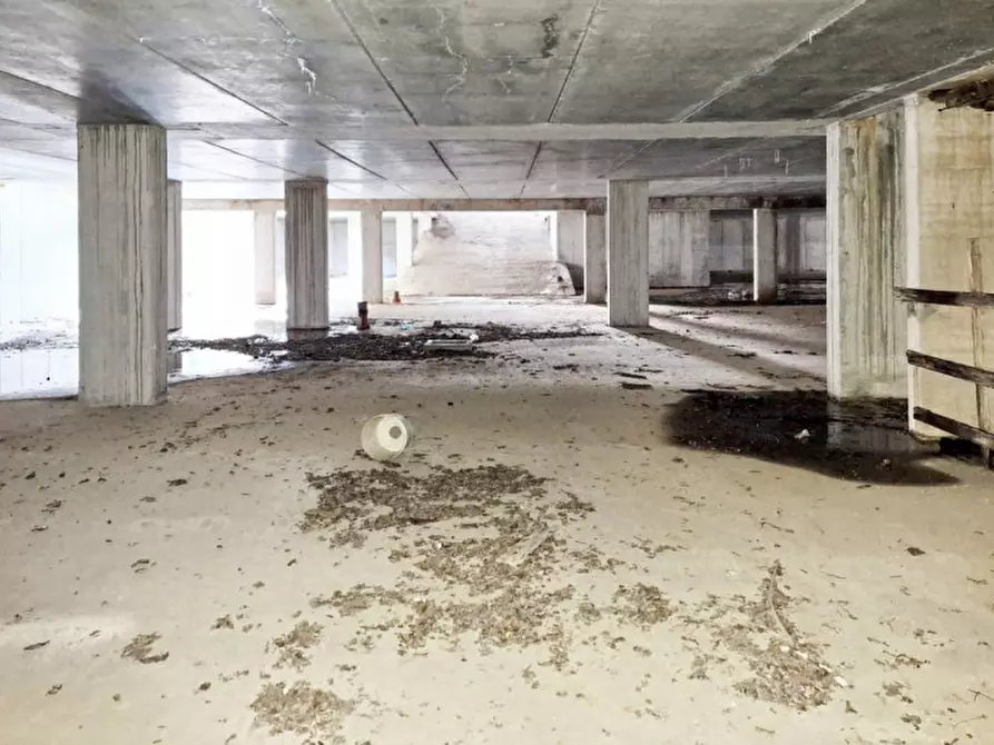 Immagine 9 di Palazzo in vendita  in p.zza Pizzarello, N. snc a Macerata