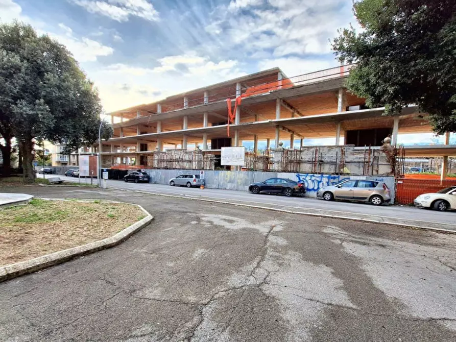 Immagine 11 di Palazzo in vendita  in p.zza Pizzarello, N. snc a Macerata