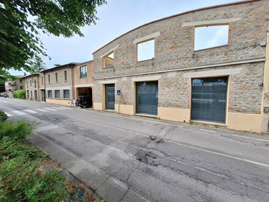 Immagine 1 di Capannone industriale in vendita  in Frazione Mugnano - Via Rapallo, N. 32 a Perugia