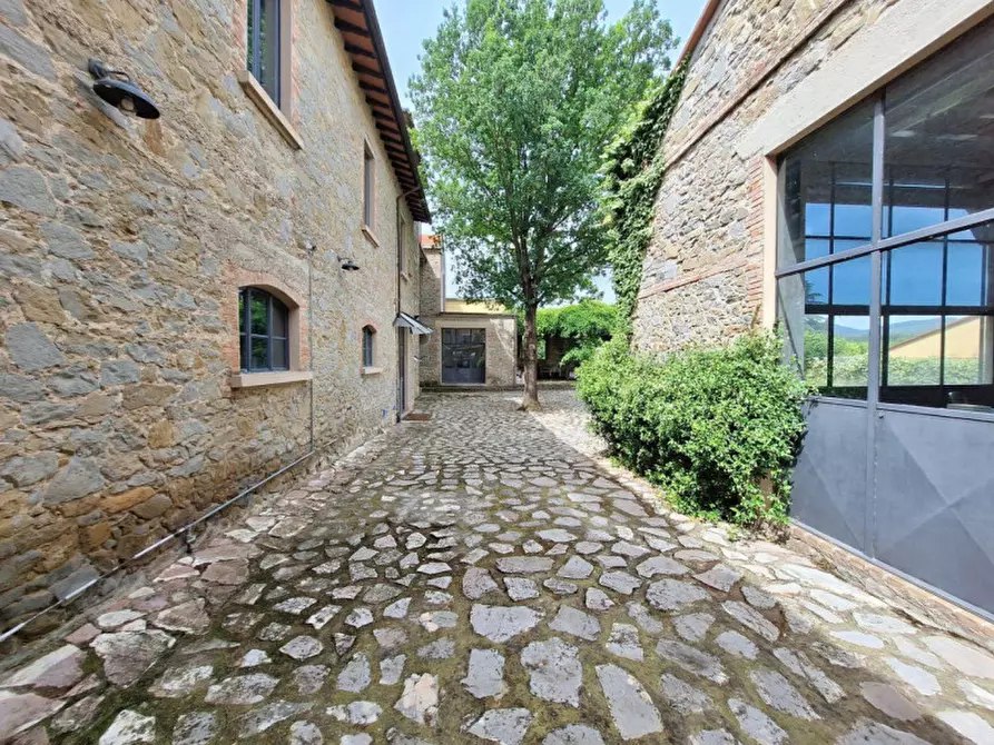 Immagine 2 di Capannone industriale in vendita  in Frazione Mugnano - Via Rapallo, N. 32 a Perugia