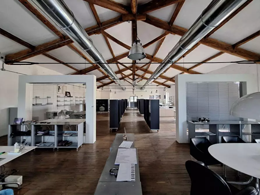 Immagine 10 di Capannone industriale in vendita  in Frazione Mugnano - Via Rapallo, N. 32 a Perugia