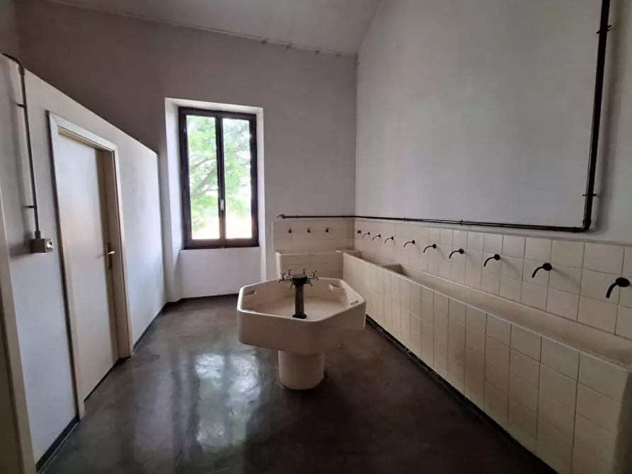 Immagine 12 di Capannone industriale in vendita  in Frazione Mugnano - Via Rapallo, N. 32 a Perugia