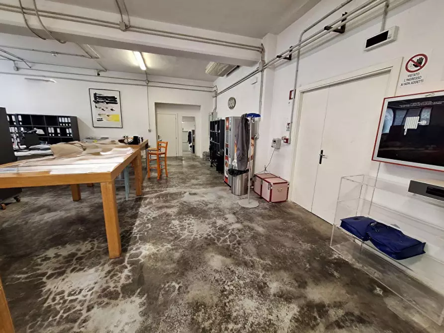 Immagine 18 di Capannone industriale in vendita  in Frazione Mugnano - Via Rapallo, N. 32 a Perugia