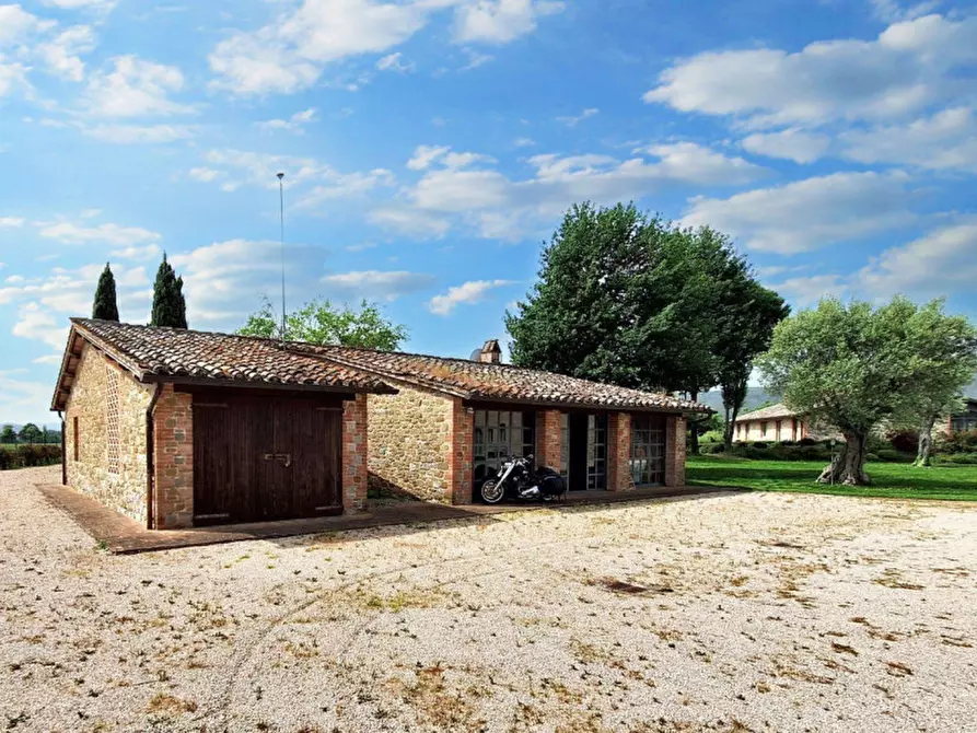 Immagine 4 di Villa in vendita  in Frazione Mugnano - Via Gualtiero Ficola, N. 7 a Perugia