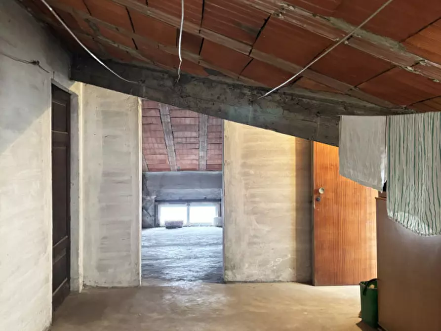 Immagine 37 di Appartamento in vendita  in Via  Antonio Zarotto, 32 a Parma