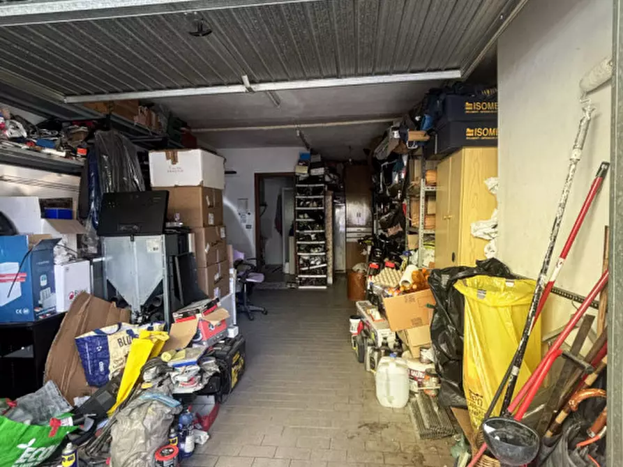 Immagine 46 di Appartamento in vendita  in Via  Antonio Zarotto, 32 a Parma