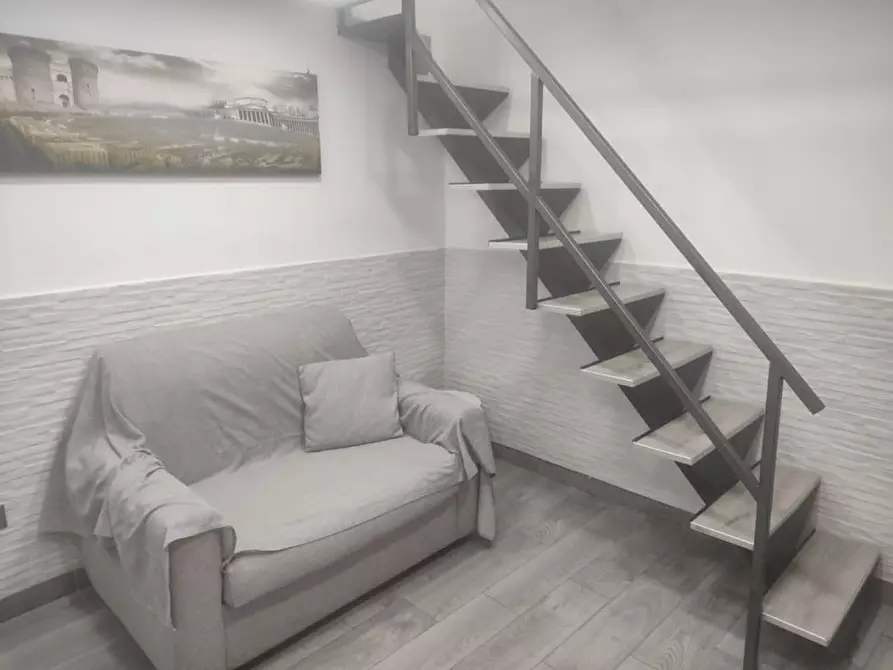 Immagine 14 di Appartamento in affitto  in Vico Caricatoio a Napoli