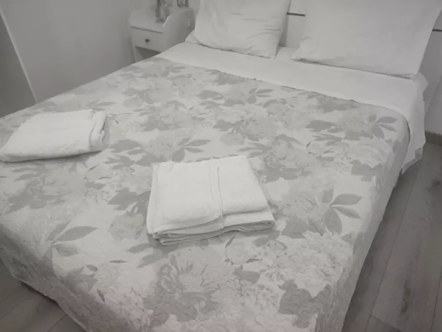 Immagine 19 di Appartamento in affitto  in Vico Caricatoio a Napoli