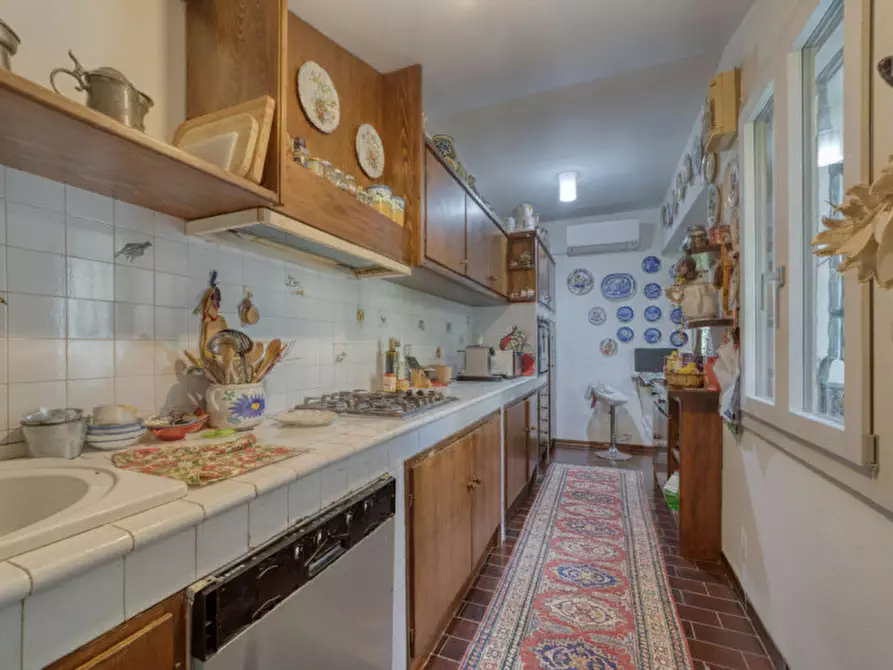 Immagine 9 di Villa in vendita  in Via Vittoria Aganoor a Arqua' Petrarca