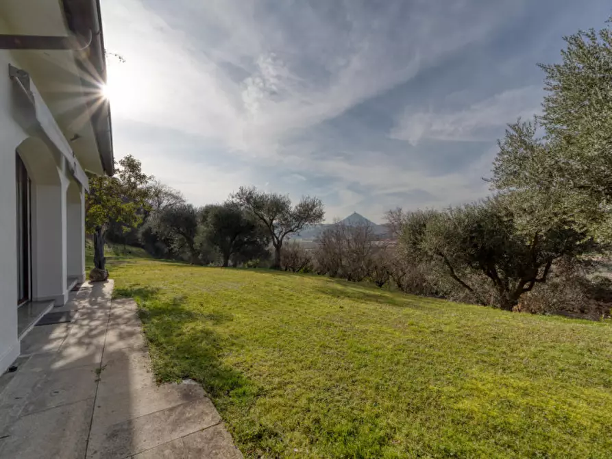 Immagine 26 di Villa in vendita  in Via Vittoria Aganoor a Arqua' Petrarca