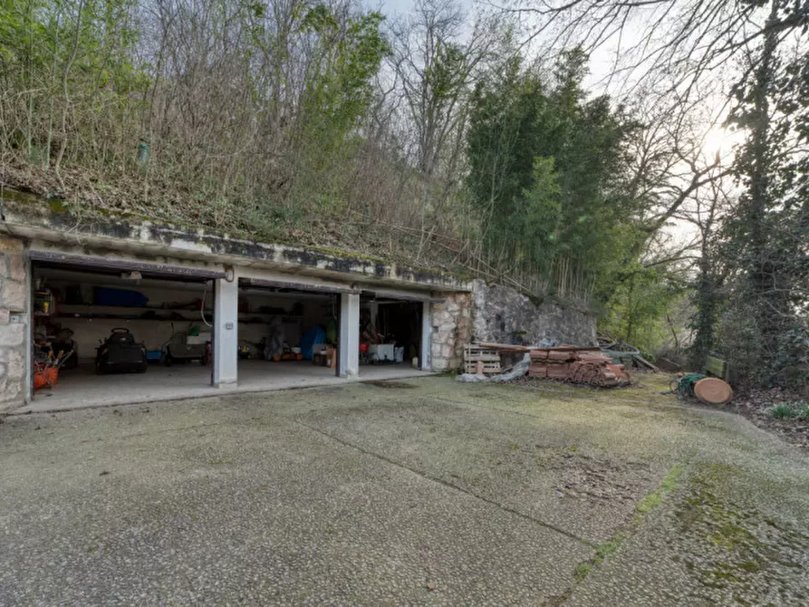 Immagine 29 di Villa in vendita  in Via Vittoria Aganoor a Arqua' Petrarca