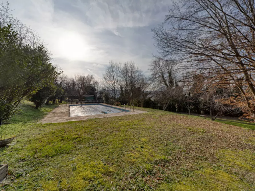 Immagine 33 di Villa in vendita  in Via Vittoria Aganoor a Arqua' Petrarca