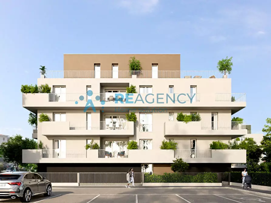 Immagine 2 di Appartamento in vendita  in Via Fogazzaro a Creazzo