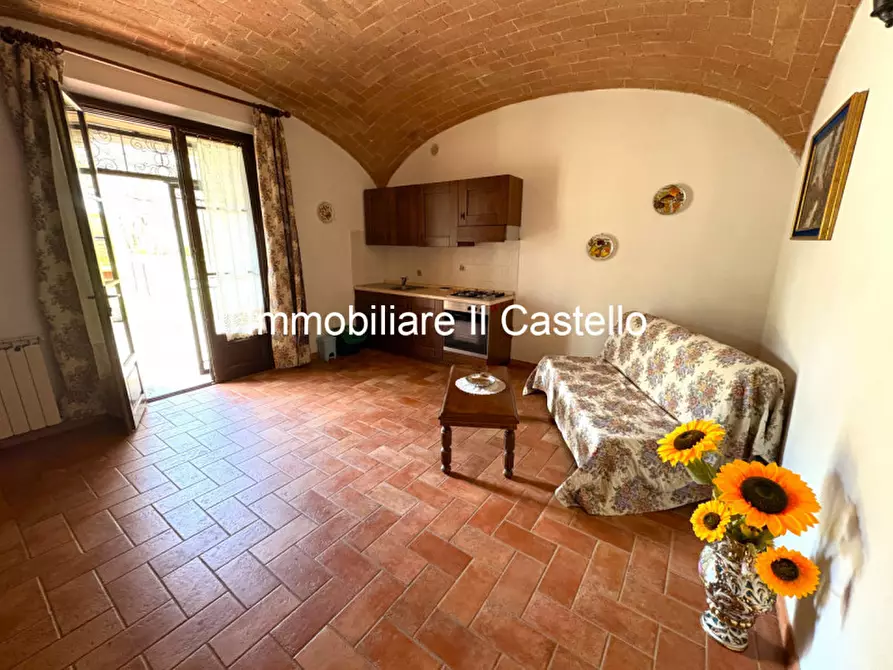 Immagine 23 di Agriturismo in vendita  a Castiglione Del Lago