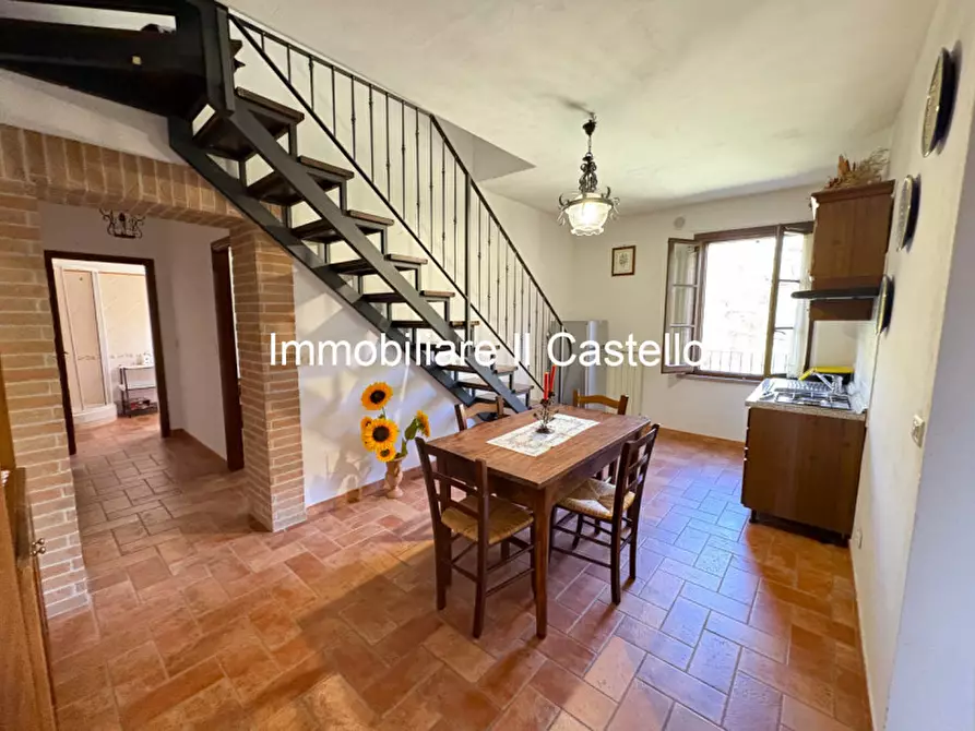 Immagine 35 di Agriturismo in vendita  a Castiglione Del Lago