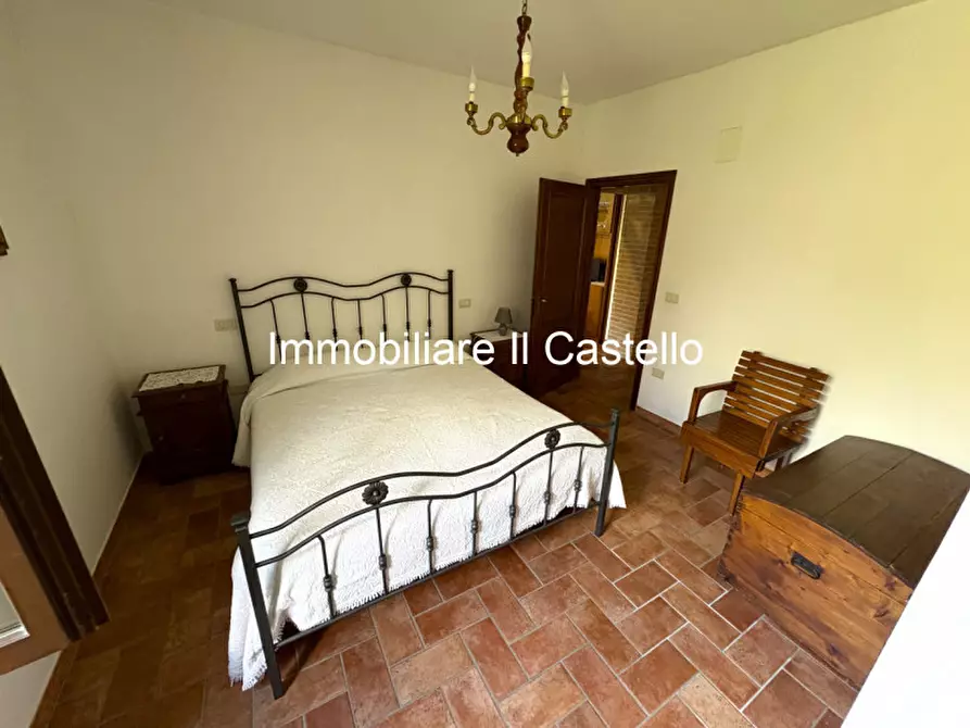 Immagine 36 di Agriturismo in vendita  a Castiglione Del Lago