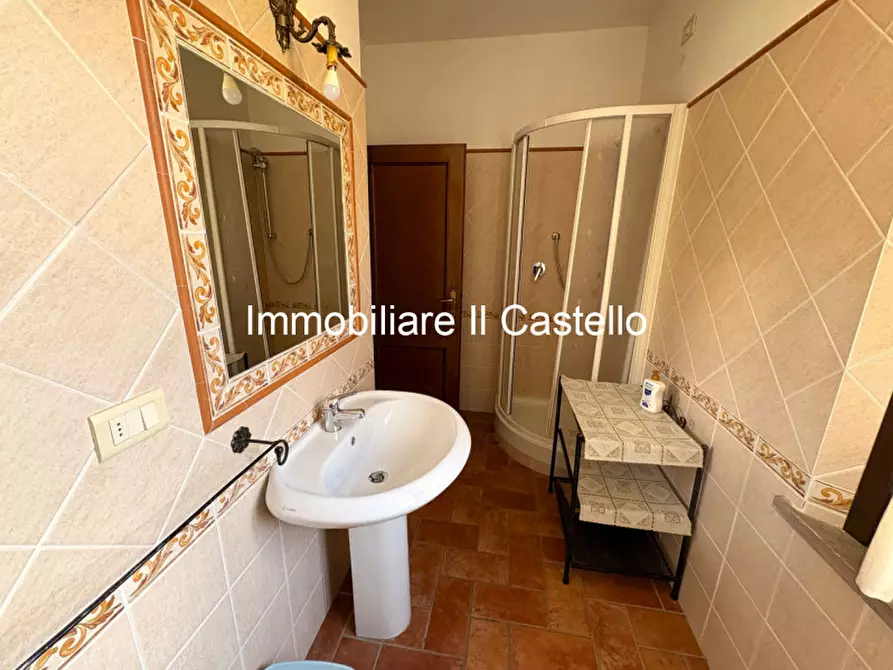Immagine 42 di Agriturismo in vendita  a Castiglione Del Lago