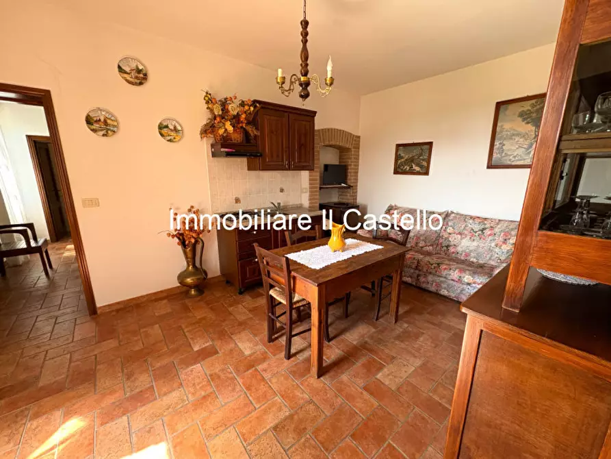 Immagine 44 di Agriturismo in vendita  a Castiglione Del Lago