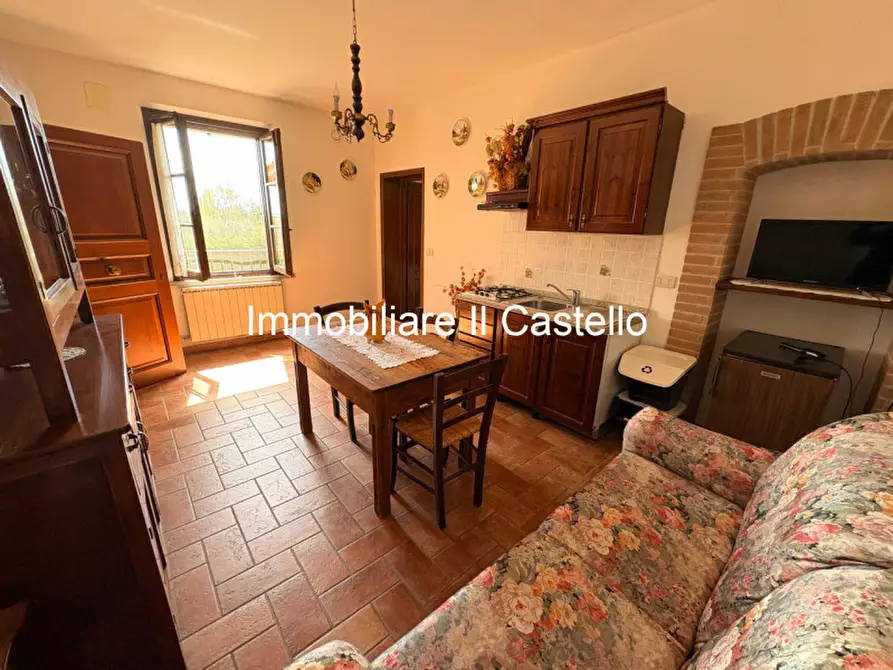 Immagine 46 di Agriturismo in vendita  a Castiglione Del Lago
