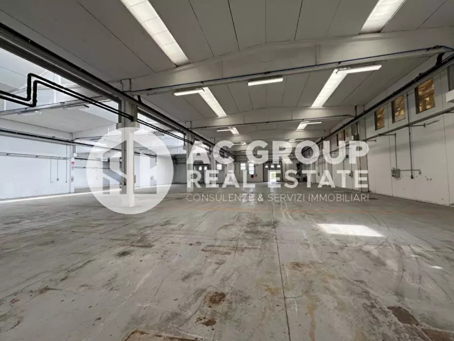 Immagine 5 di Capannone industriale in affitto  in Via Trieste a Mozzate