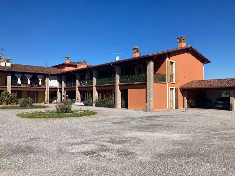 Immagine 2 di Appartamento in vendita  in Via. Canossi a Calvisano