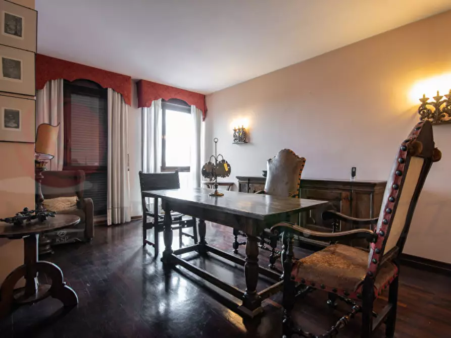 Immagine 4 di Appartamento in vendita  in Prato della Valle a Padova