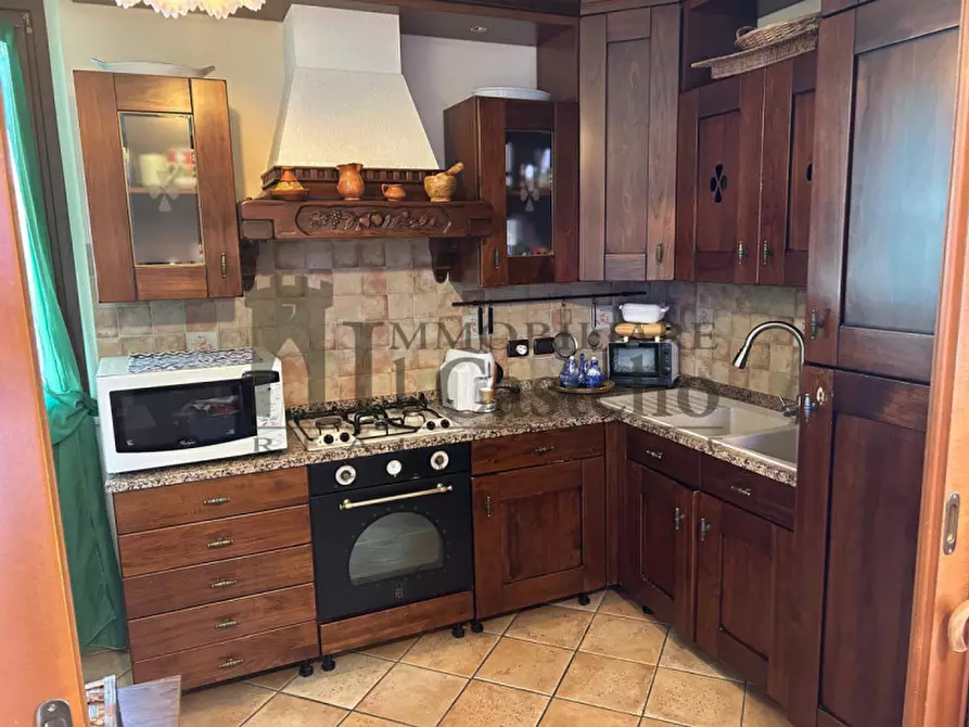 Immagine 2 di Appartamento in vendita  in Via bagnolo a Castiglione Del Lago