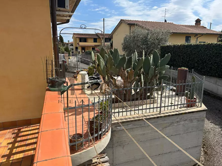 Immagine 3 di Appartamento in vendita  in Via bagnolo a Castiglione Del Lago