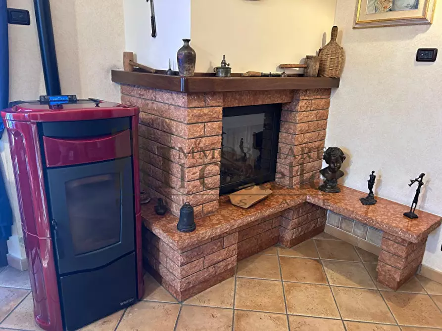 Immagine 4 di Appartamento in vendita  in Via bagnolo a Castiglione Del Lago