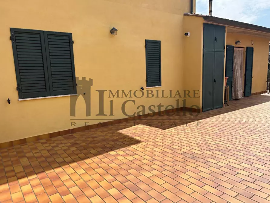 Immagine 8 di Appartamento in vendita  in Via bagnolo a Castiglione Del Lago