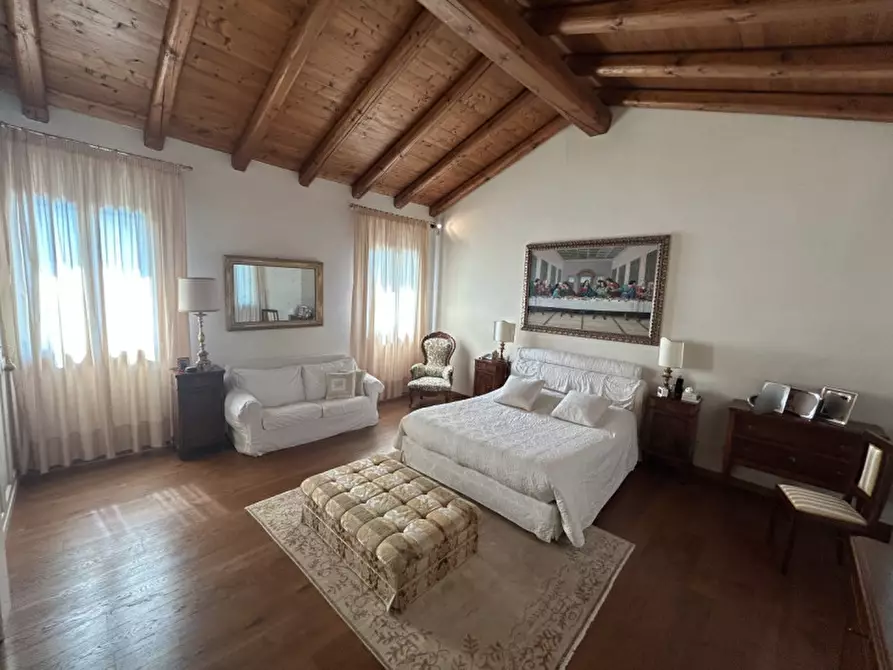 Immagine 15 di Villa in vendita  in VIALE GIUSEPPE MAZZINI a Mestrino