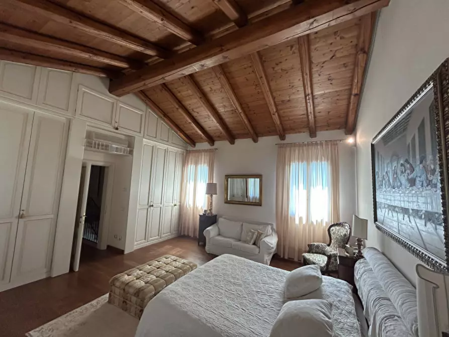 Immagine 16 di Villa in vendita  in VIALE GIUSEPPE MAZZINI a Mestrino