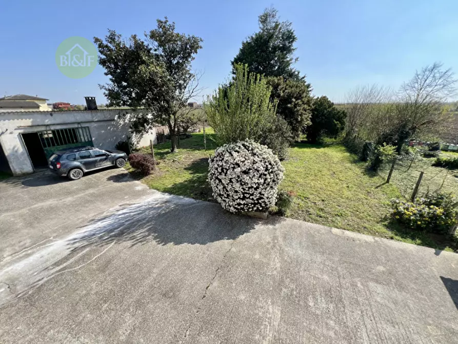 Immagine 24 di Casa indipendente in vendita  in via oni,52 a Boschi Sant'anna