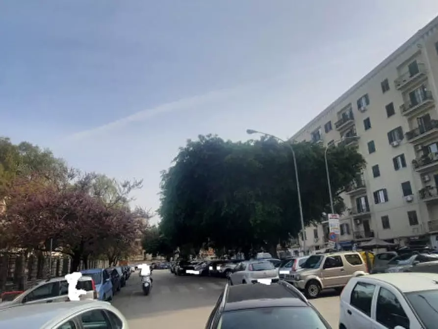 Immagine 3 di Magazzino in vendita  in Via Otrazio Antinori a Palermo