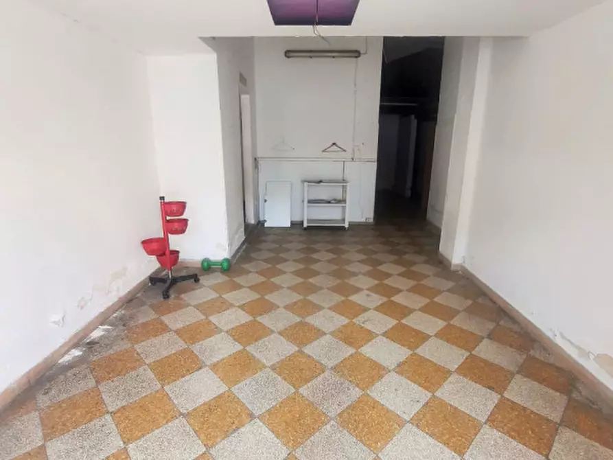 Immagine 6 di Magazzino in vendita  in Via Otrazio Antinori a Palermo