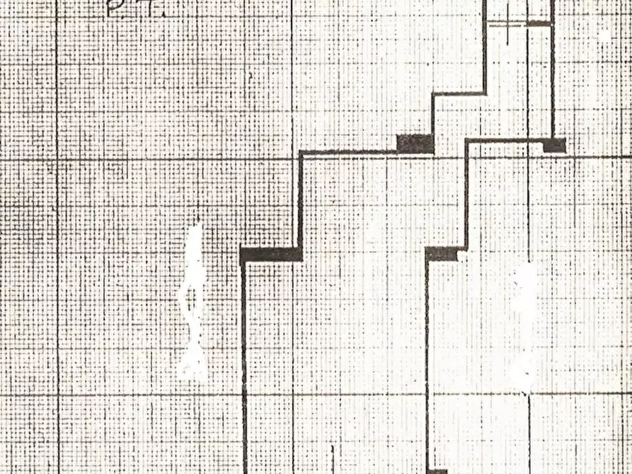 Immagine 10 di Magazzino in vendita  in Via Otrazio Antinori a Palermo