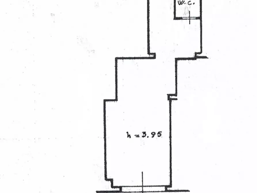 Immagine 11 di Magazzino in vendita  in Via Otrazio Antinori a Palermo