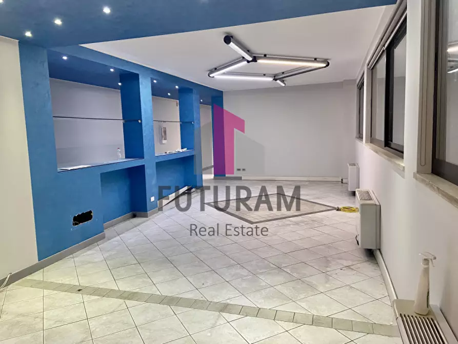 Immagine 3 di Ufficio in affitto  a Bovolenta