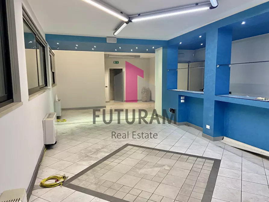 Immagine 7 di Ufficio in affitto  a Bovolenta