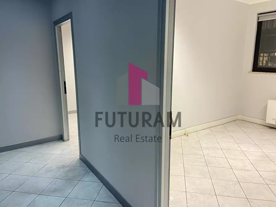 Immagine 11 di Ufficio in affitto  a Bovolenta