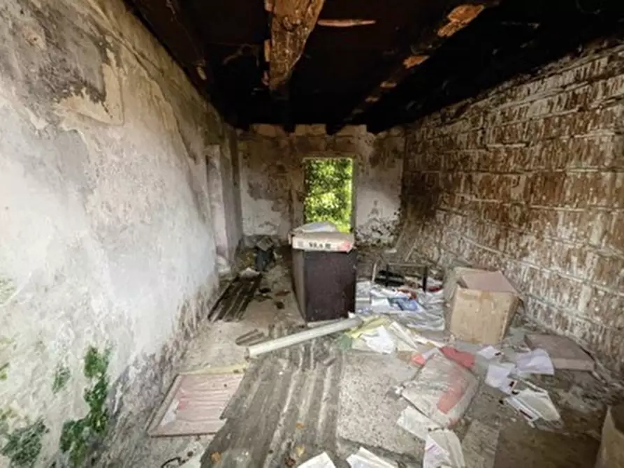 Immagine 3 di Casa indipendente in vendita  in Vicolo San Martino a Aviano