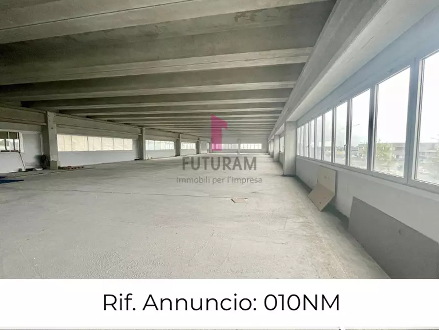 Immagine 1 di Capannone industriale in affitto  in VIA ROMA 2 a Masera' Di Padova