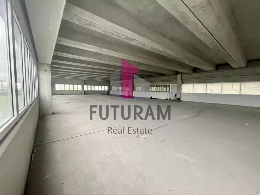 Immagine 5 di Capannone industriale in affitto  in VIA ROMA 2 a Masera' Di Padova