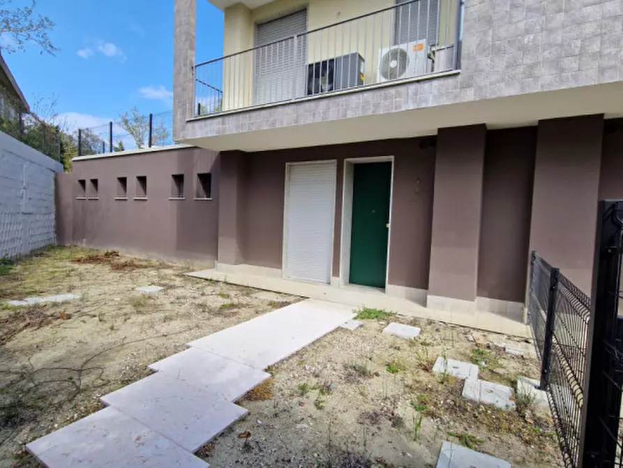 Immagine 2 di Appartamento in vendita  in Via del Bosco a Chioggia